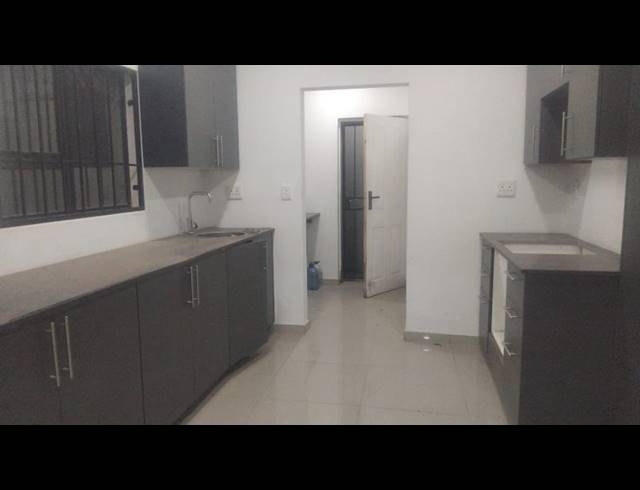 4 BEDROOM PROPERTY TO RENT IN EVANS PARK
